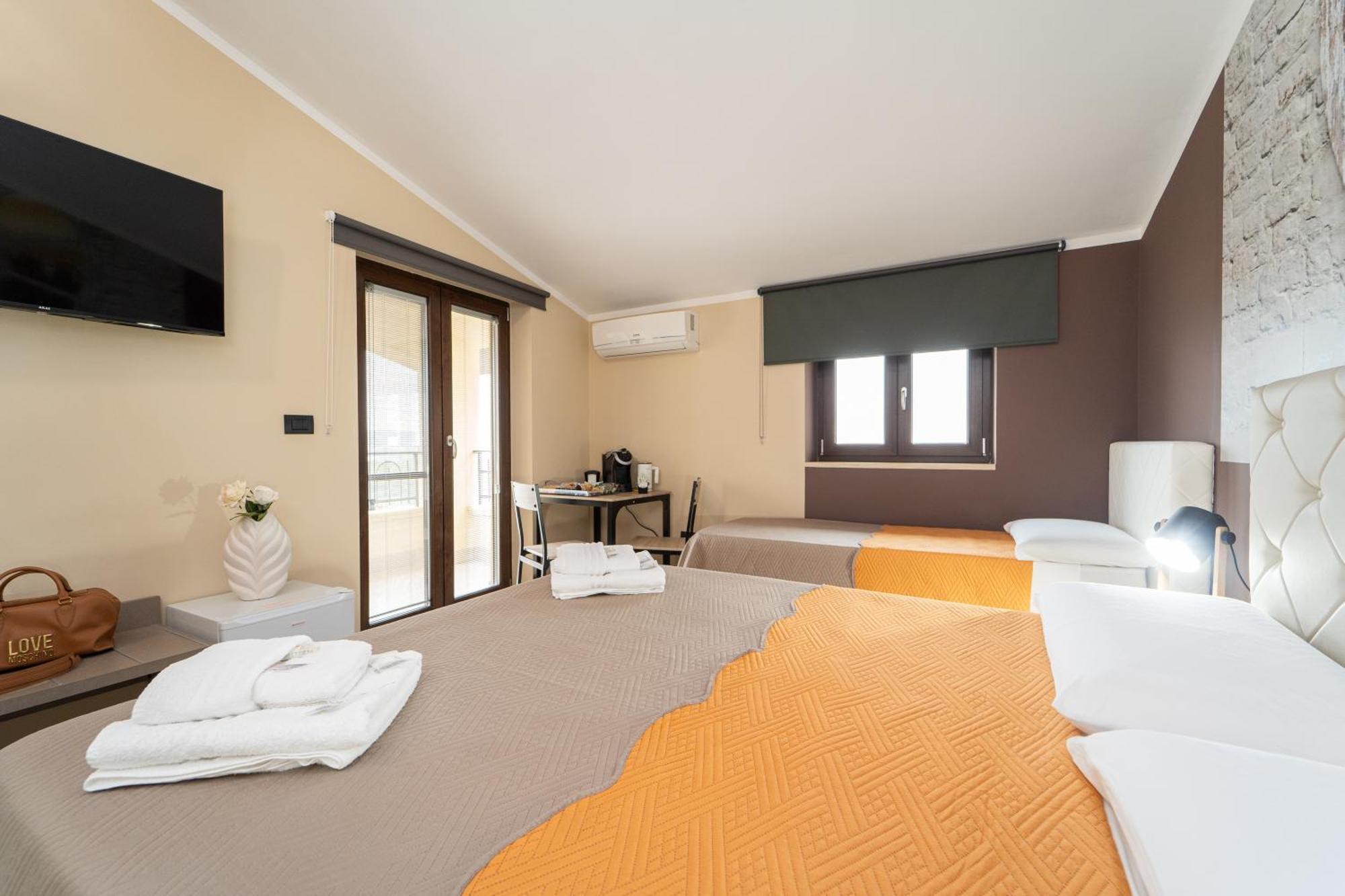 B&B Golden House & Spa Rose ภายนอก รูปภาพ